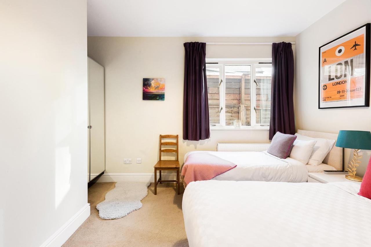 Heart Of Ealing Apartment With Garden Londra Exterior foto
